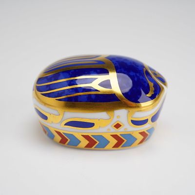 Royal Crown Derby Millennium Bug Paperweight. A Royal Crown Derby English bone china paperweight 