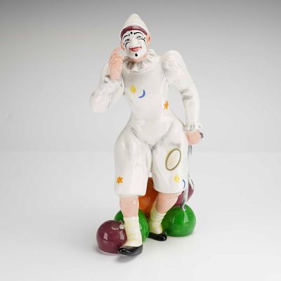 Royal Doulton Figurine The Joker HN2252. A Royal Doulton porcelain figurine titled The Joker 