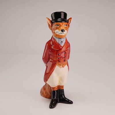 Royal Doulton Huntsman Fox Figurine D6448. This Royal Doulton figurine, model D6448, features an 