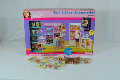 Mattel Barbie Talk & Shop Supermarket Playset, 2000. Manufactured by Mattel, this Barbie Talk 
