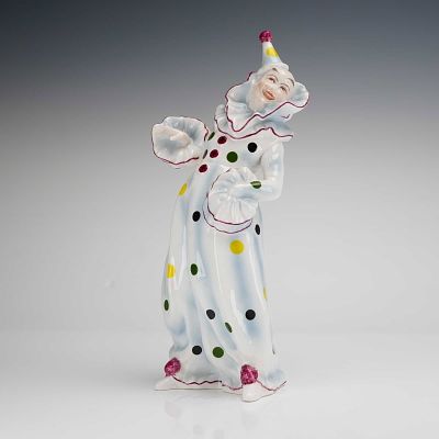 Coalport Bone China Figurine, Clown. A Coalport bone china figurine depicting a clown in a 