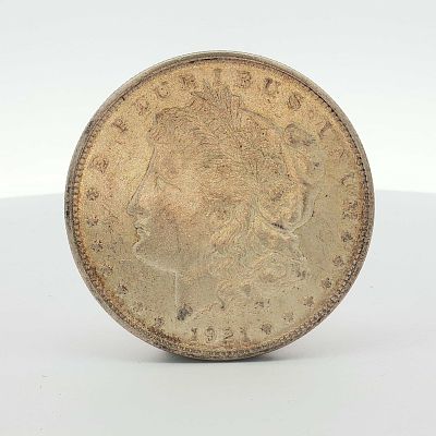 1921-S US Morgan Silver Dollar Coin Circulated. This US 1921-S Morgan silver dollar was struck 
