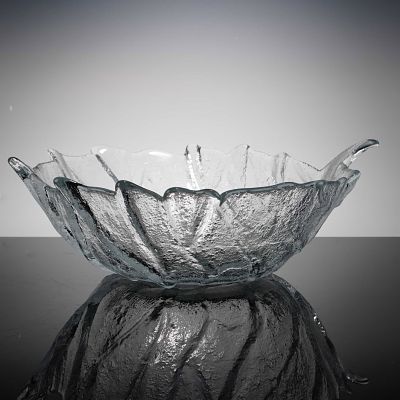 Blenko Cabbage Leaf Pattern Clear Handmade Uranium Glass Serving Bowl. This mid-century modern 