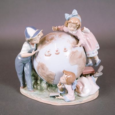 Lladro, The Voyage of Columbus. A limited edition Lladro glossy porcelain figurine, model number 