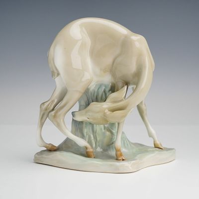 Lladro Glazed Porcelain Figurine, Gazelle Deer 1000327.13. This rare piece depicts a gazelle in 