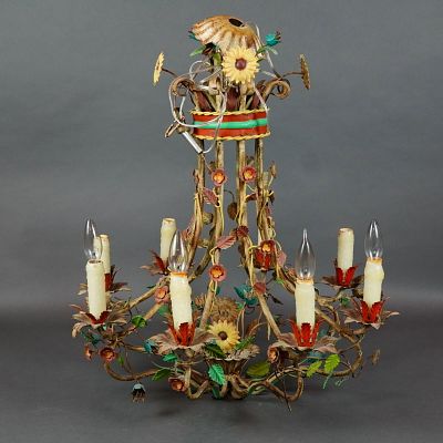 Italian Style 8-Light Polychrome Metal Floral Tole Chandelier. A vintage 8-light hanging metal 