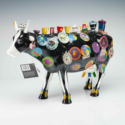 Meredity McCord The Moo Potter Figurine, Cowparade Original. CowParade The Moo Potter figurine 