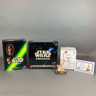 3pc Star Wars Kenner Collectible Figure Sets. This lot features three Star Wars figure sets 