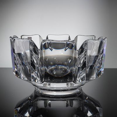 Orrefors Crystal Corona Bowl. A single piece of clear crystal atributed to the Swedish 