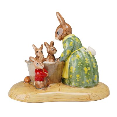 Royal Doulton Rare Prototype Bunnykins Bathnight Figurine. This Royal Doulton glazed bone china 
