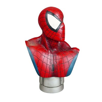 Marvel Legends in 3 Dimensions Spider-Man Cold-Cast Porcelain Bust Numbered 264 of 3000. A 