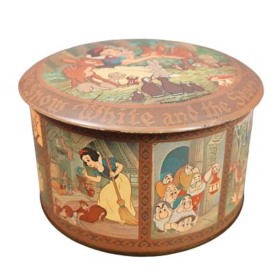 Daher Walt Disney Snow White and the Seven Dwarfs Tin Box. A lidded tin box decorated with 