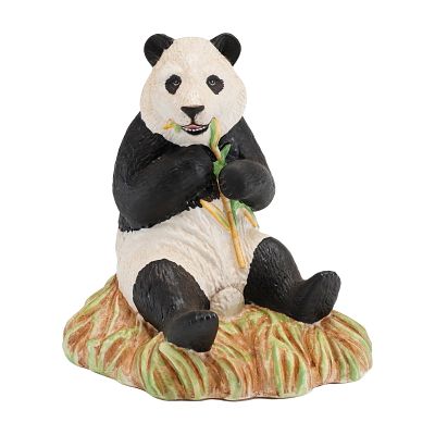 Royal Doulton Endangered Species Porcelain Figurine, Panda DA150. Designed by sculptor Warren 