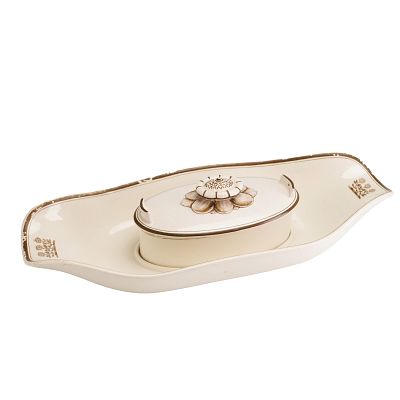 Wedgwood Creamware Asparagus Dish, circa 1800. This two-piece Wedgwood creamware asparagus dish 