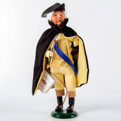 Byers Choice Figurine, The Carolers, George Washington. Handcrafted figure of George Washington. 