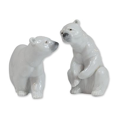 Pair of Lladro Porcelain Polar Bear Figurines. Lladro, Spain. Pair of glazed porcelain figurines 