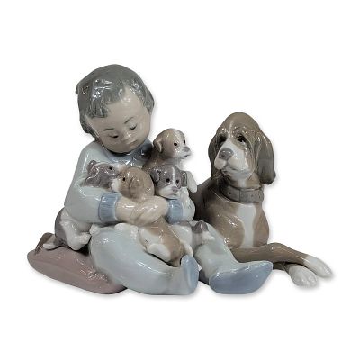 Lladro Porcelain New Playmates Figurine 5456. Lladro glazed porcelain figurine, titled New 