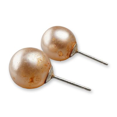 A Pair of Sterling Silver Pink Freshwater Cultured Pearl Stud Earrings. A pair of stud earrings 