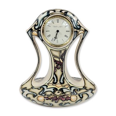 Black Ryden Time Flight Mantel Clock. Black Ryden, Stoke-on-Trent, England. Mantel clock in 