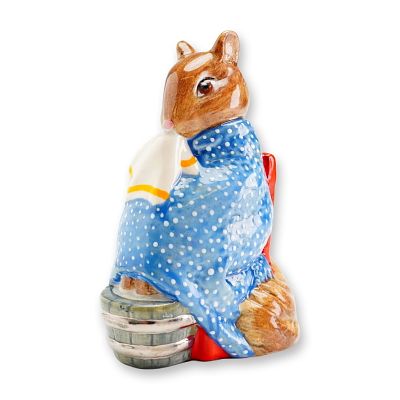 Royal Doulton Prototype Beatrix Potter Figurine, Chippy Hackee. A rare Royal Doulton prototype 