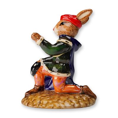 Royal Doulton Bunnykins Prototype Colorway, Romeo DB284. Colorway bunnykins modeled in hunter 
