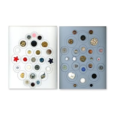 2 CARDS OF BUTTONS DEPICTING SHELLS. 50 S/M/L 19th/20th century assorted material examples. Here 