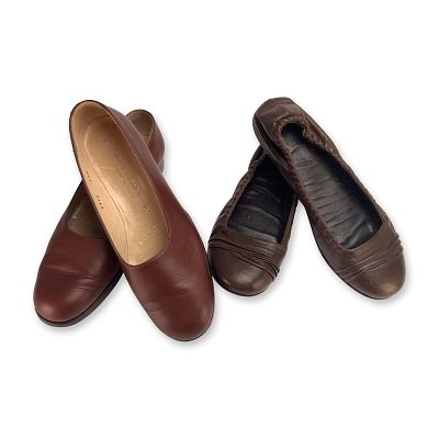 Two Pairs of Women's Italian Leather Shoes Including Silvia Fiorentina and Roberto Del Carlo. The 