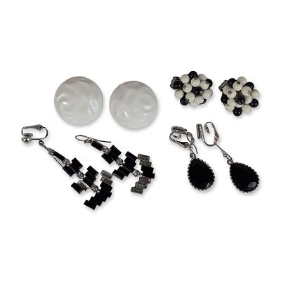 4 pair Collection of Vintage Black and White Earrings. Collection of vintage costume earrings in 