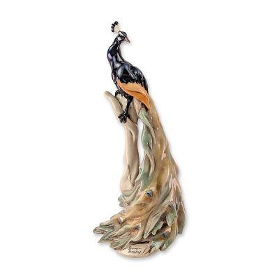 Giuseppe Armani Florence Porcelain Peacock Sculpture 7874. Giuseppe Armani for Florence Sculture 