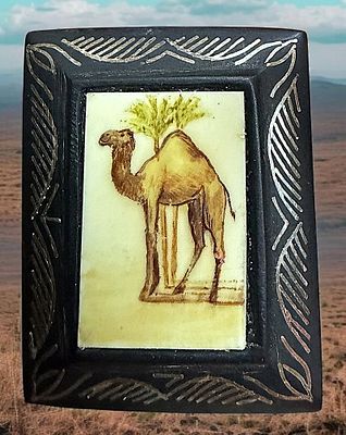 A DIVISION THREE HAND PAINTED BUTTON. 1 Large early 21st century Bidri based pictorial example. 