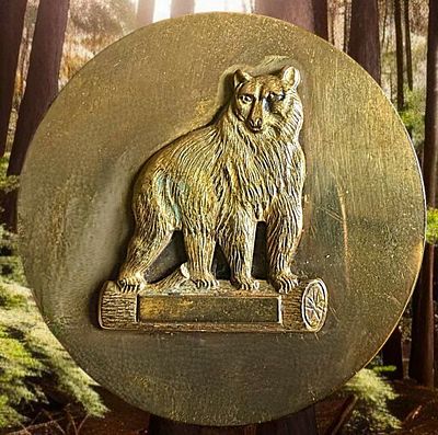 A DIVISION THREE PICTORIAL BEAR BUTTON. 1 Extra Large 20th century brass "Ashley" example. From 