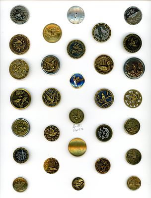 A CARD OF DIVISION ONE & THREE BIRD BUTTONS. 30 MEDIUM 19th/20th century assorted metal 