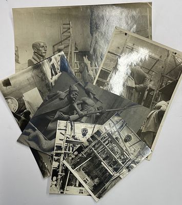 [Составной лот] Шесть фото. В мастерской Матвея Генриховича Манизера. 1930-е гг. Матвей 