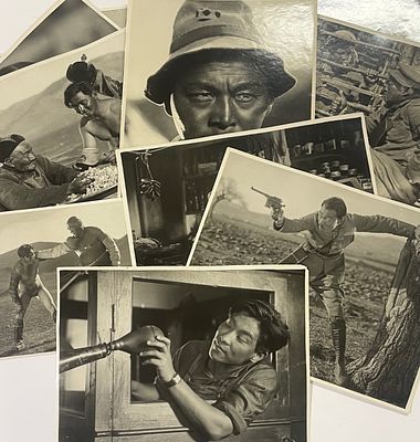 25 фото со съемок фильма "Сын Монголии". 1936 г.
Размеры: 17 х 23,5 см; 23 х 29,5 см. "Сын 