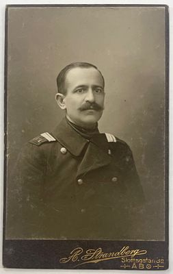 Моряк балтийского флота. Нач. ХХ в. Фото-визит. Размер: 9 х 6 см. Следы бытования.. Фото на 