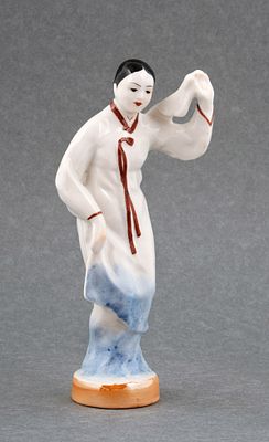 Скульптура &laquo;Китаянка&raquo;. Китай. 1950-е. Фарфор, роспись. Высота 15 . Скульптура 
