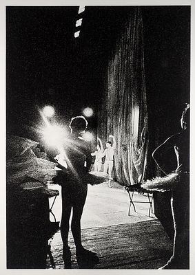 Фотография: За кулисами / фот. Н. Колпакова. [Б.м., 198. Фотография: За кулисами 