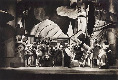 Фотография &laquo;Сцена из оперетты „Жирофле-Жирофля“ Лекока в Камерном театре. 