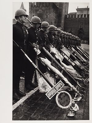 Евгений Халдей. Фотография &laquo;Парад Победы&raquo;. 1945 [Авторский отпечаток 1970-х гг. Евген 