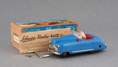 Заводной кабриолет &laquo;Radio Car&raquo; N4012 с музыкой, голубой, фирмы Schuco. 
