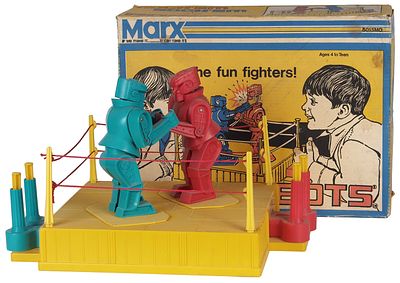 Настольная игра &laquo;Поединок роботов&raquo;, с оригинальной коробкой, фирмы Louis Marx. 