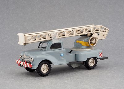 Заводной грузовик-кран фирмы Gama. Германия, 1955-1965 . Заводной грузовик-кран фирмы Gama. 