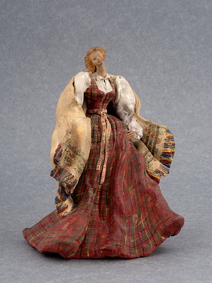 [Собрание М.А. Фадеева] Скульптура &laquo;Девушка в национальном костюме&raquo;. Автор 