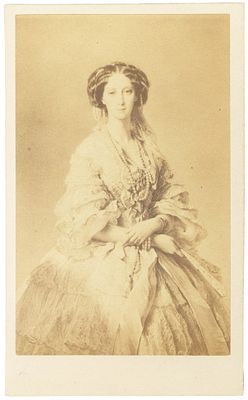 Фотография: императрица Мария Александровна (супруга Александра II) / Фотограф E. 