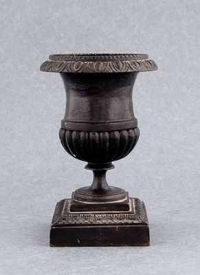Ваза. Россия, Каслинский завод художественного литья, М. Тепляков. 1906. Чугун, литье 