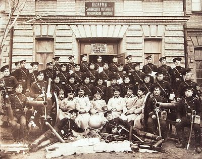[&laquo;Батарея смерти&raquo;] Групповая фотография &laquo;Второй выпуск учебной команды 3-го 