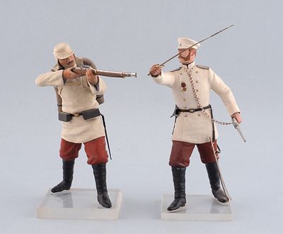 Парные скульптуры &laquo;Сцена из Кокандского похода 1875-1876 годов. Обер-офицер 