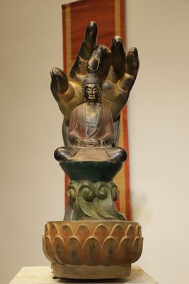 Before the Ming Dynasty, blue stone painted Buddha's hands. Height: 72cm, Width: 50cm,
