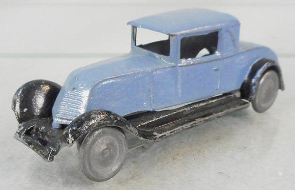 Lot 305: C.D. RENAULT COUPE