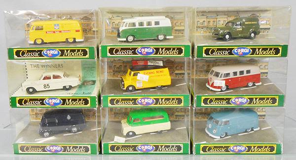 Lot 142: 9 CORGI AUTOS